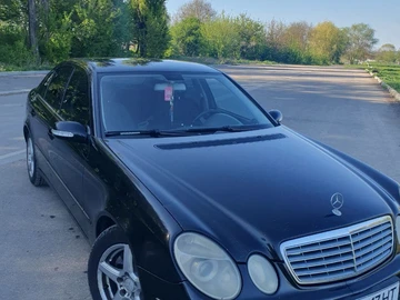 Авто Mercedes 220 2005 № 8551033