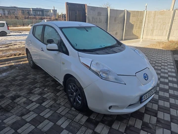 Авто Nissan Leaf 2015 № 8551517
