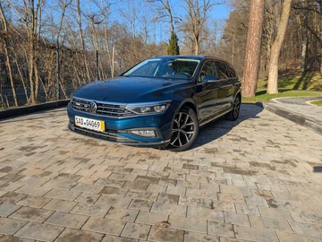 Авто Volkswagen Passat Variant 2020 № 8551740