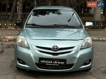 Авто Toyota Avensis Verso 2006 № 8551771