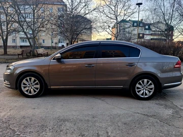 Авто Volkswagen Passat Sedan 2011 № 8551794