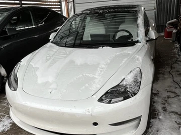 Авто Tesla Model 3 2023 № 8551812
