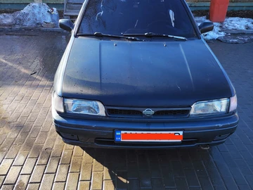 Авто Nissan Sunny 1993 № 8551820