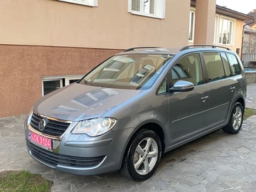 Авто Volkswagen Touran 2010 № 8551979