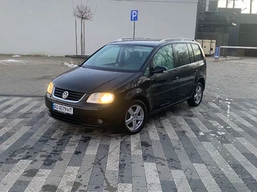 Авто Volkswagen Touran 2006 № 8552055