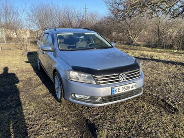 Авто Volkswagen Passat Variant 2011 № 8552243