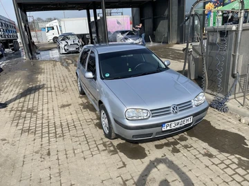Авто Volkswagen Golf 2001 № 8552286