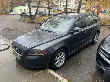Авто Volvo V50 2010 № 8552423