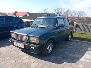 Авто ВАЗ 2107 1983 № 8552452