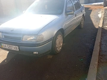 Авто Opel Vectra 1990 № 8552624
