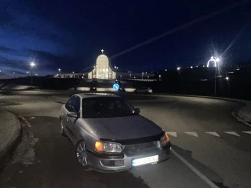 Авто Opel Omega 1995 № 8552869