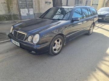 Авто Mercedes E Серия 2001 № 8553117