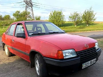 Авто Opel Kadett 1987 № 8553124
