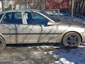 Авто Opel Vectra 1998 № 8553128