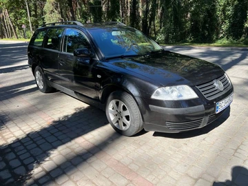 Авто Volkswagen Passat Variant 2002 № 8553132