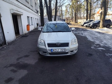Авто Toyota Avensis 2004 № 8553161