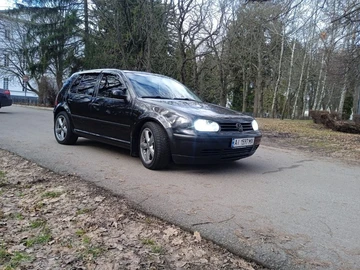 Авто Volkswagen Golf 2001 № 8553465