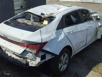Авто Hyundai Elantra 2021 № 8553505