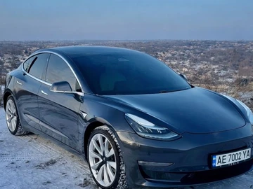 Авто Tesla Model 3 2019 № 8553938