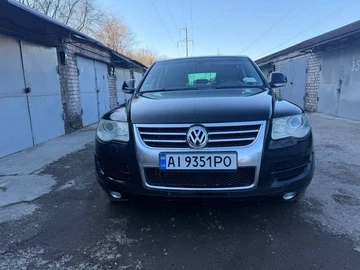Авто Volkswagen Touareg 2007 № 8554237
