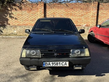 Авто ВАЗ 21093 1992 № 8554471