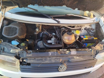 Авто Volkswagen Transporter 1998 № 8554555
