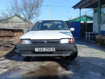 Авто Nissan Sunny 1993 № 8554592