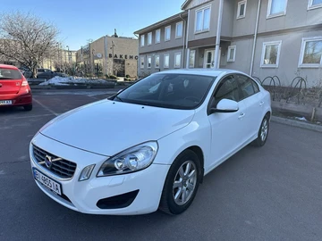 Авто Volvo S60 2012 № 8554630