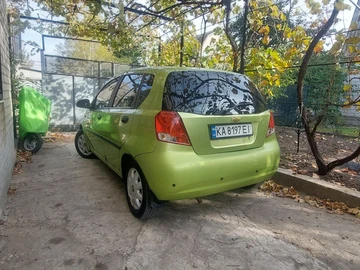 Авто Chevrolet Aveo 2005 № 8554827