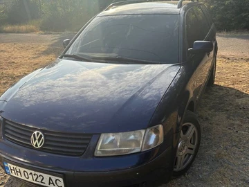 Авто Volkswagen Passat Variant 1999 № 8554889