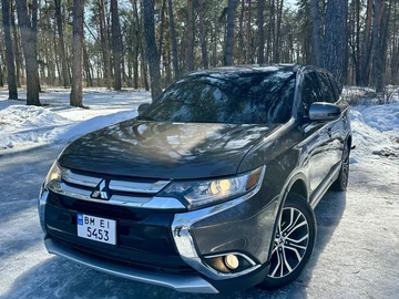 Авто Mitsubishi Outlander 2015 № 8555166