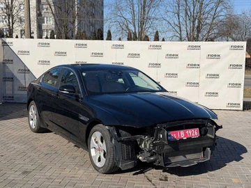 Авто Jaguar Xe 2017 № 8555284