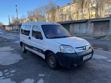 Авто Peugeot Partner 2003 № 8555491