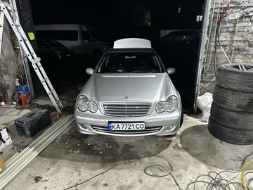 Авто Mercedes C Серия 2004 № 8555513