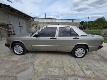 Авто Mercedes 190 1992 № 8555563