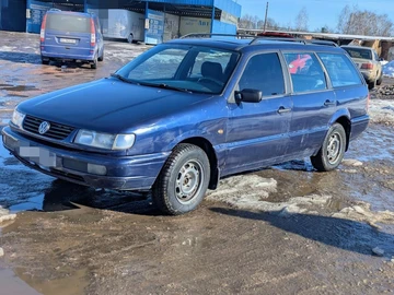 Авто Volkswagen Passat Variant 1994 № 8555743