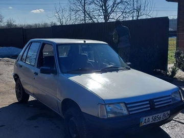Авто Peugeot 205 1990 № 8556012