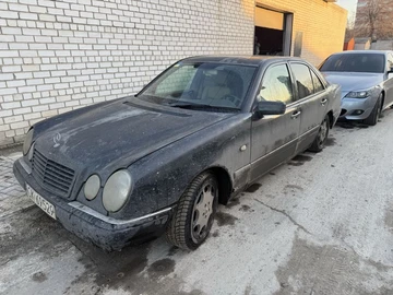 Авто Mercedes E Серия 2000 № 8556177