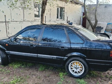 Авто Volkswagen Passat Sedan 1991 № 8556188