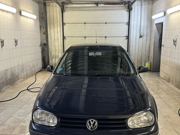 Авто Volkswagen Golf 2000 № 8556206