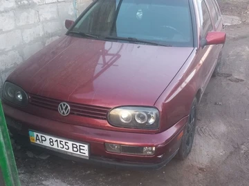 Авто Volkswagen Golf 1996 № 8556317