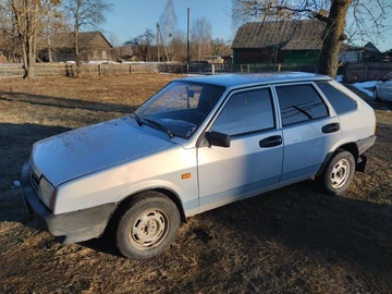 Авто ВАЗ 2109 2004 № 8556329