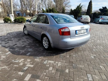 Авто Audi A4 2004 № 8556369