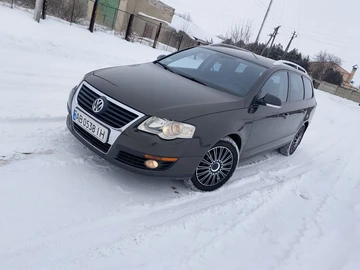 Авто Volkswagen Passat Variant 2005 № 8556386