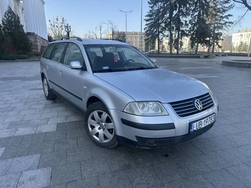 Авто Volkswagen Passat Variant 2002 № 8556438