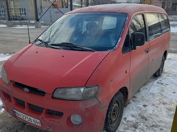 Авто Hyundai H200 1998 № 8556538