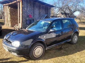 Авто Volkswagen Golf 2002 № 8556560