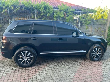 Авто Volkswagen Touareg 2007 № 8556593