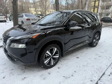 Авто Nissan Rogue 2021 № 8556686