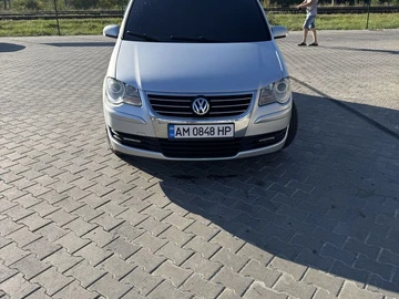 Авто Volkswagen Touran 2007 № 8556746